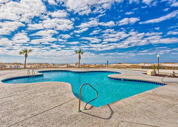 Beachfront With Gulf Views Pools Hot Tubs Tennis Courts Gym Ac & W&d Holiday home *