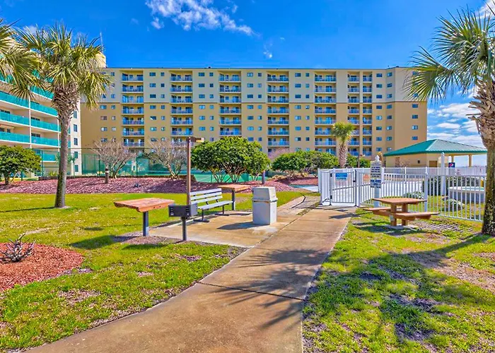 Beachfront With Gulf Views Pools Hot Tubs Tennis Courts Gym Ac & W&d Holiday home Gulf Shores