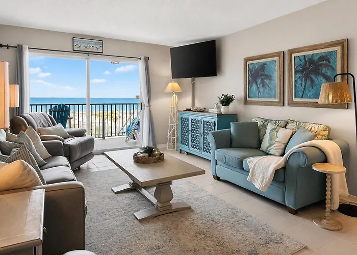 Beachfront With Gulf Views Pools Hot Tubs Tennis Courts Gym Ac & W&d Holiday home