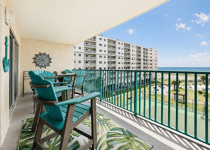 Beachfront With Gulf Views Pools Hot Tubs Tennis Courts Gym Ac & W&d Holiday home